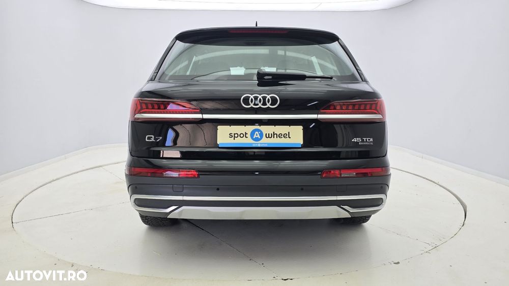Audi Q7 3.0 45 TDI quattro Tiptronic Basic - 7
