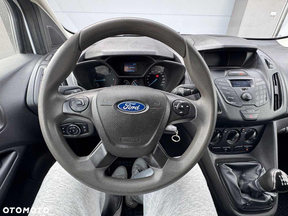 Ford Transit Connect - 8