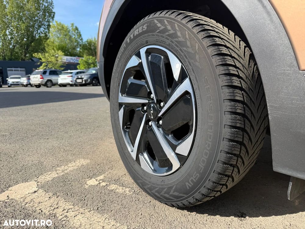 Kia Sportage 1.6 T-GDI MHEV 7DCT HP 4x4 Business Line - 12