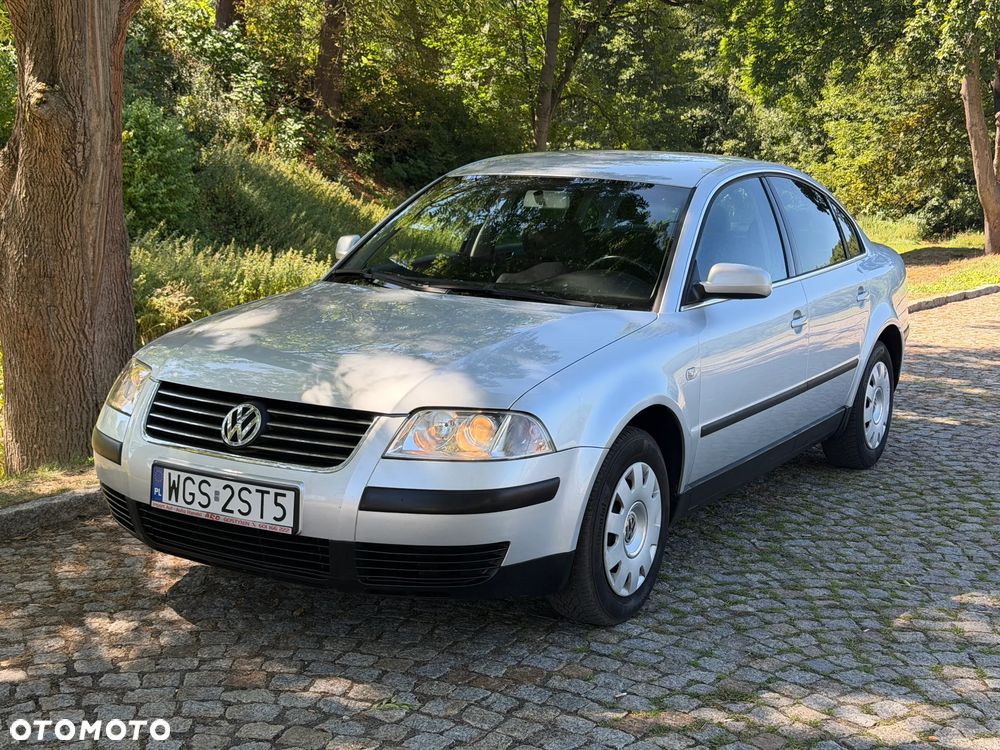 Volkswagen Passat 1.9 TDI - 1