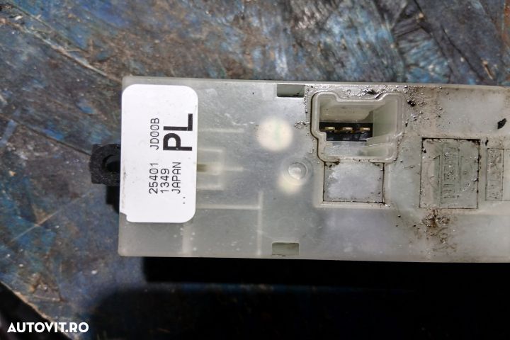 Butoane geam sofer 25401JD00B 25401-1349 25401JD00B Nissan Qashqai 1 - 3