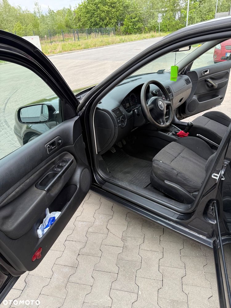 Volkswagen Golf 1.9 TDI Highline - 7