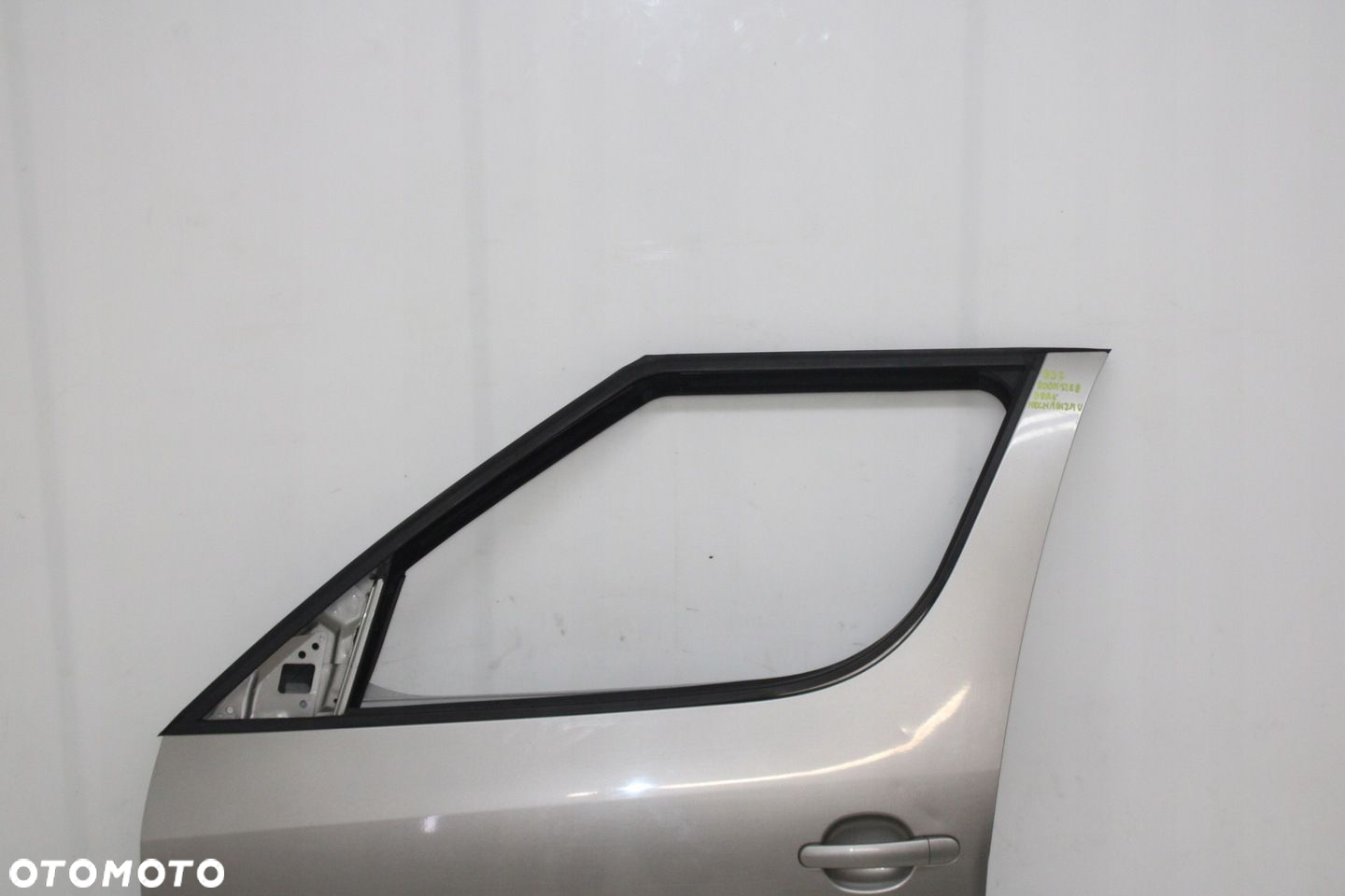 DRZWI LEWE PRZEDNIE LEWY PRZÓD SKODA ROOMSTER 2006R- 9202 - KOD LAKIERU - 2