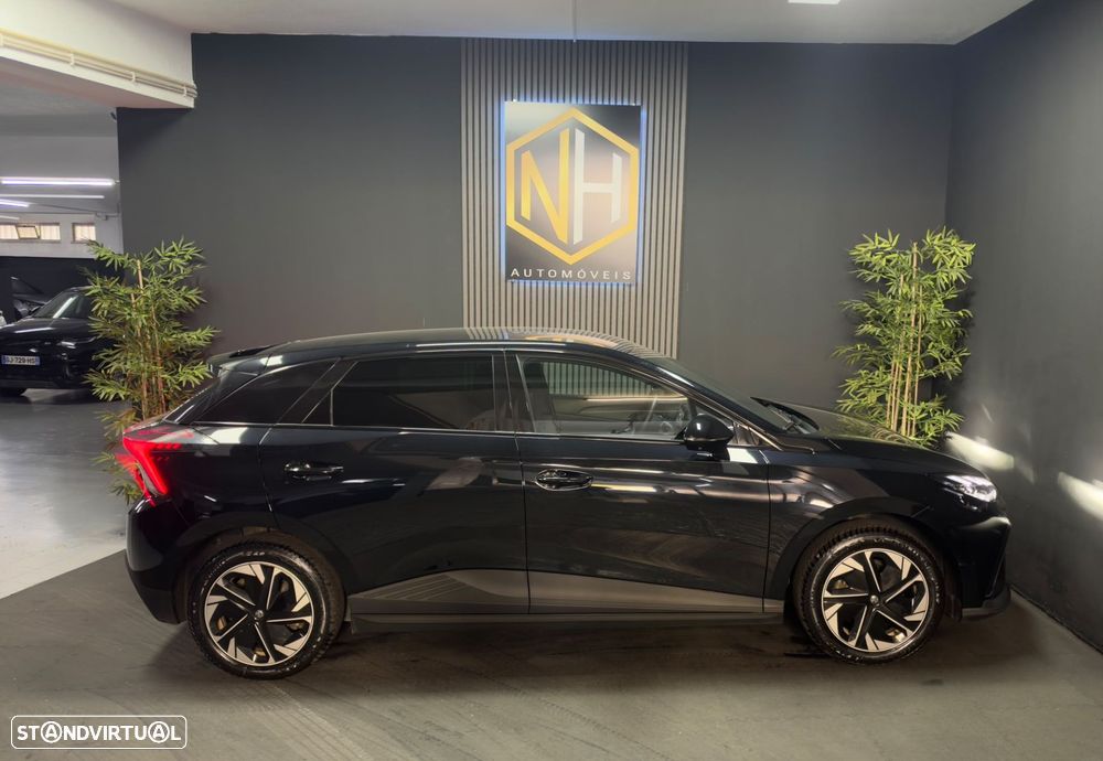 MG MG4 64 kWh Luxury - 6