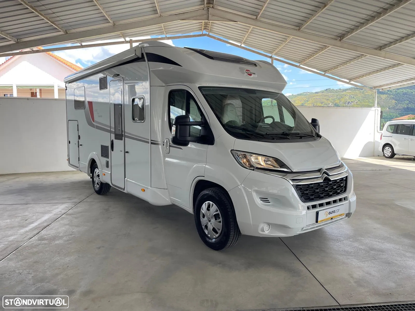 Burstner Lyseo Time Fidelity - Autocaravana c/Camas Central e Elevatória - 7