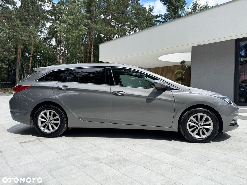 Hyundai i40 Kombi blue 1.6 CRDi DCT Space - 17