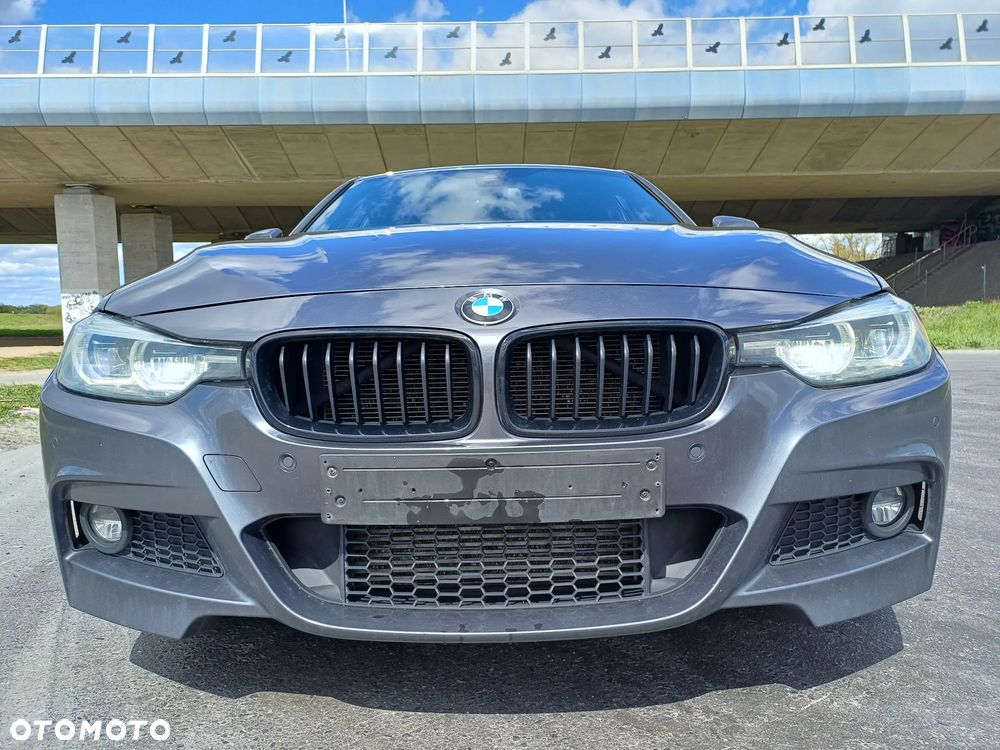 BMW Seria 3 320d M Sport - 1