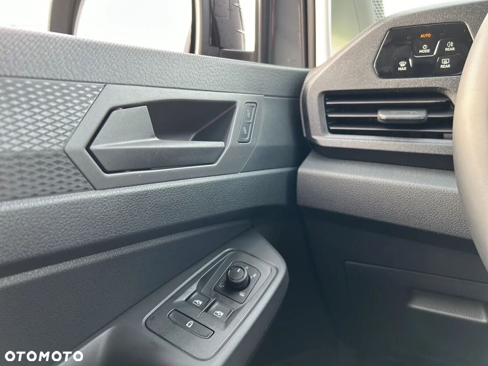 Volkswagen Caddy - 28