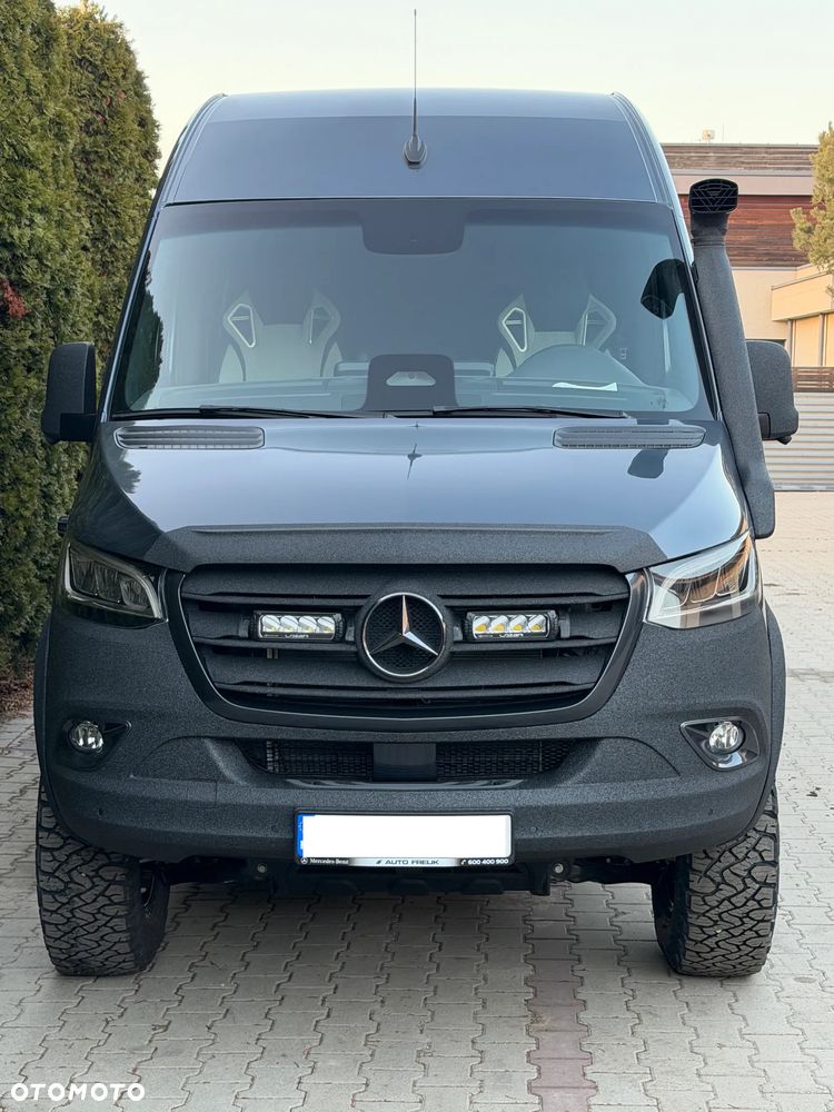 Mercedes-Benz Sprinter - 10