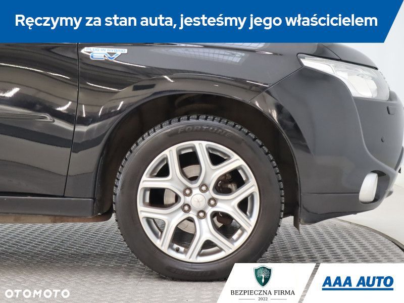 Mitsubishi Outlander - 17