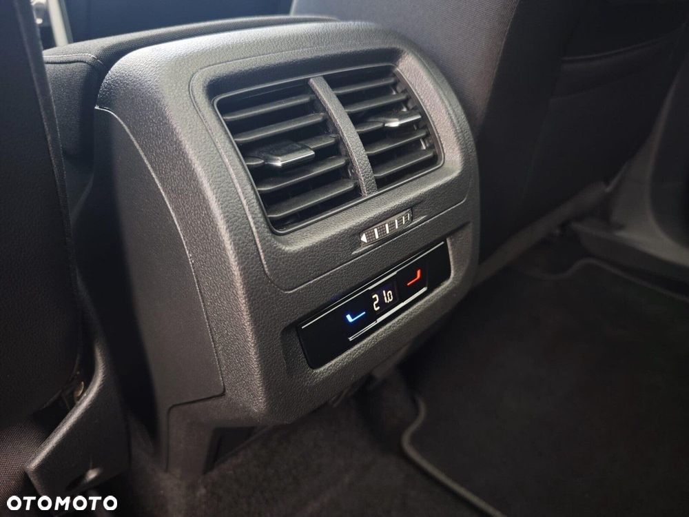 Volkswagen Touran 1.5 TSI EVO Highline DSG - 41