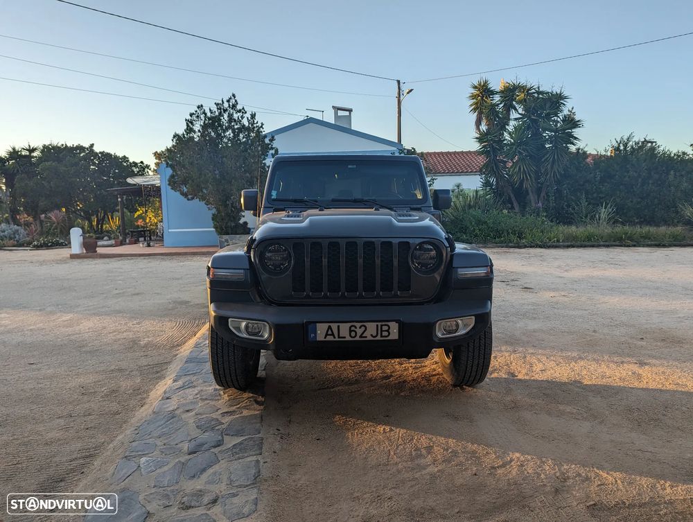 Jeep Wrangler - 6