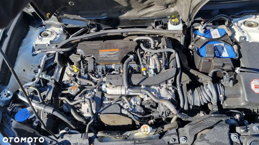 Mazda CX-30 2.0 mHEV Hikari 2WD - 24