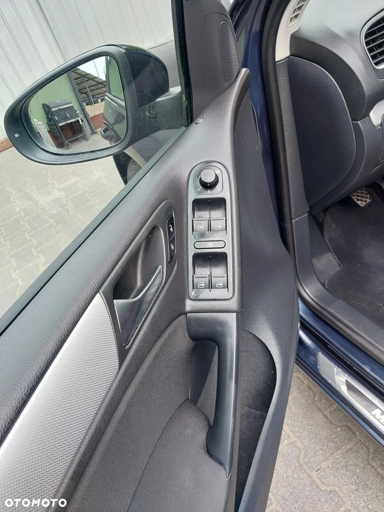 Volkswagen Golf 2.0 TDI DPF BlueMotion Technology Style - 14