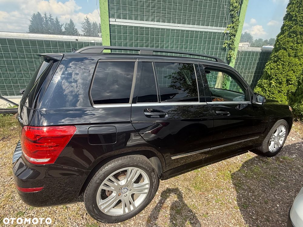 Mercedes-Benz GLK 350 4-Matic - 11
