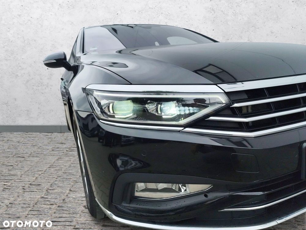 Volkswagen Passat - 35