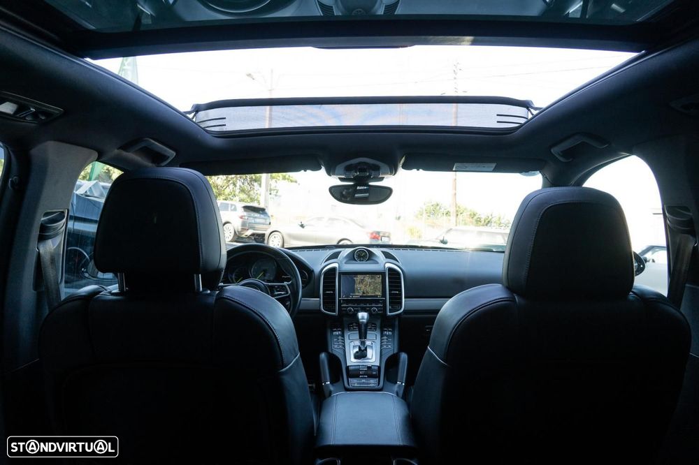 Porsche Cayenne S E-Hybrid - 9