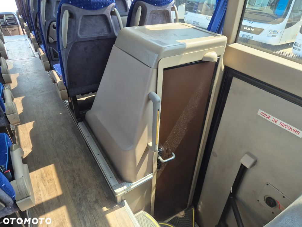 Iveco MAGELYS HD / SPROWADZONY/ MANUAL/ WC / EURO 6 - 35
