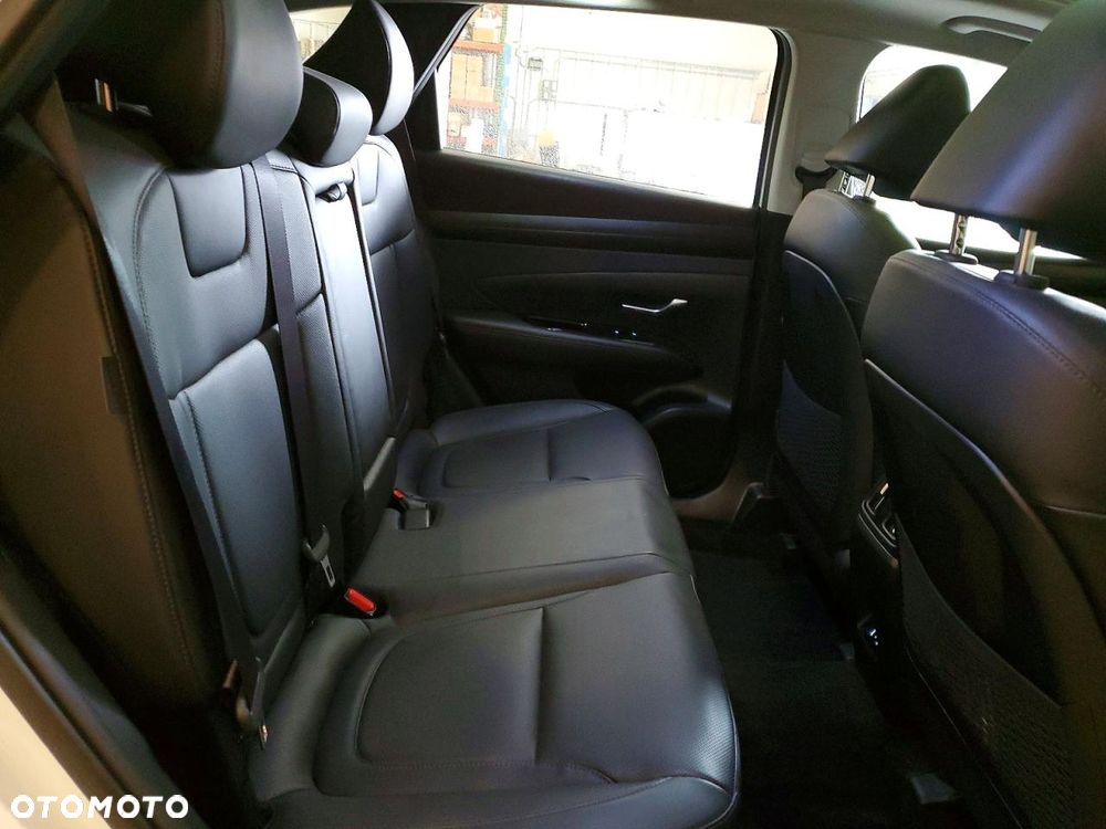 Hyundai Tucson - 12