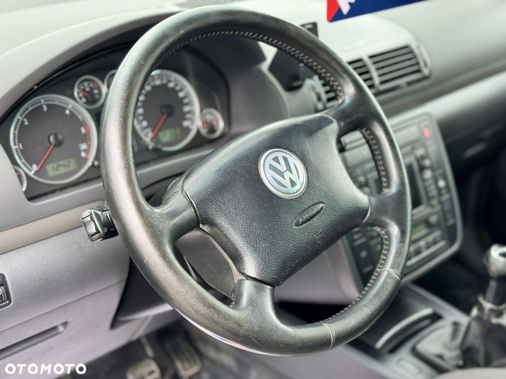 Volkswagen Sharan - 12