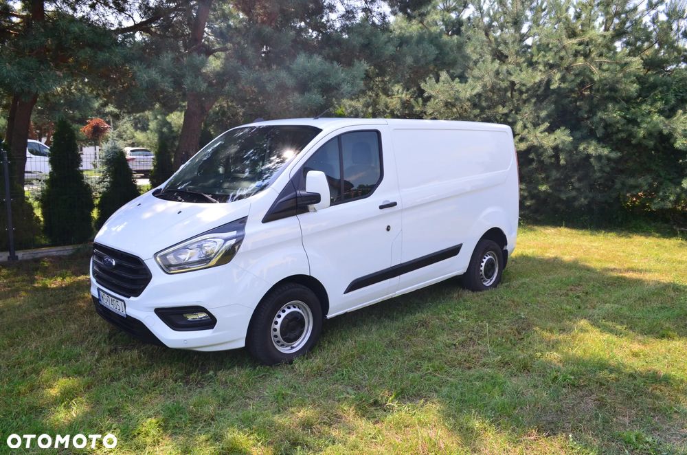 Ford Custom - 3