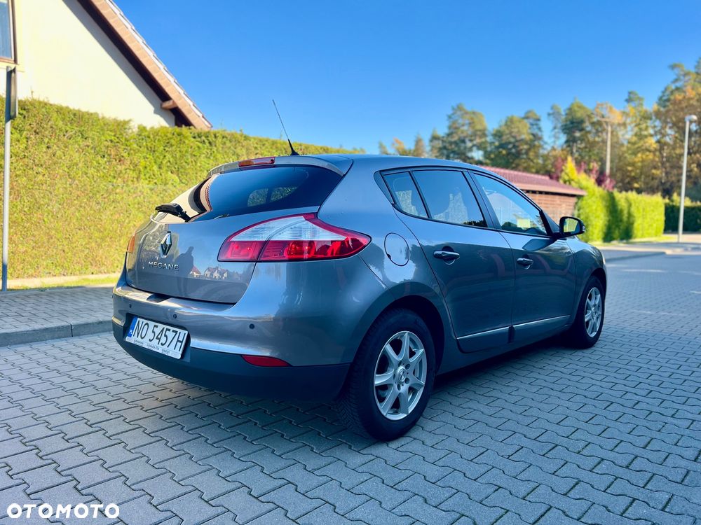 Renault Megane 1.6 16V Exception - 5