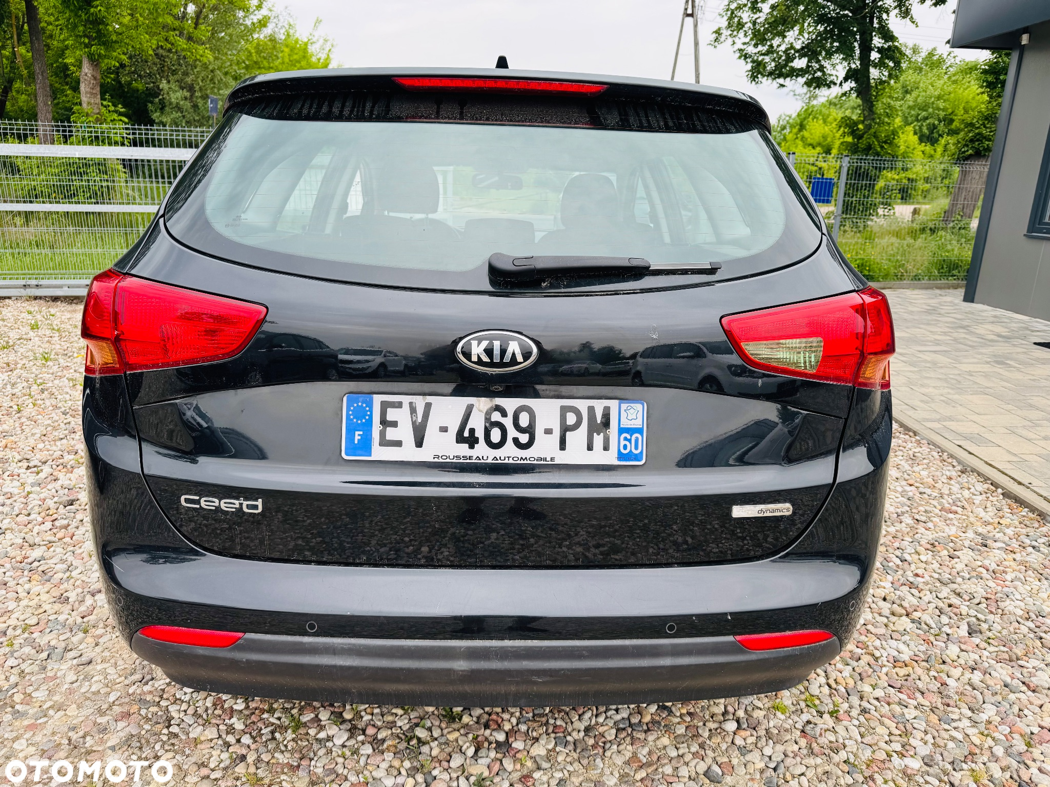 Kia Ceed 1.6 CRDi 136 ISG Spirit - 5