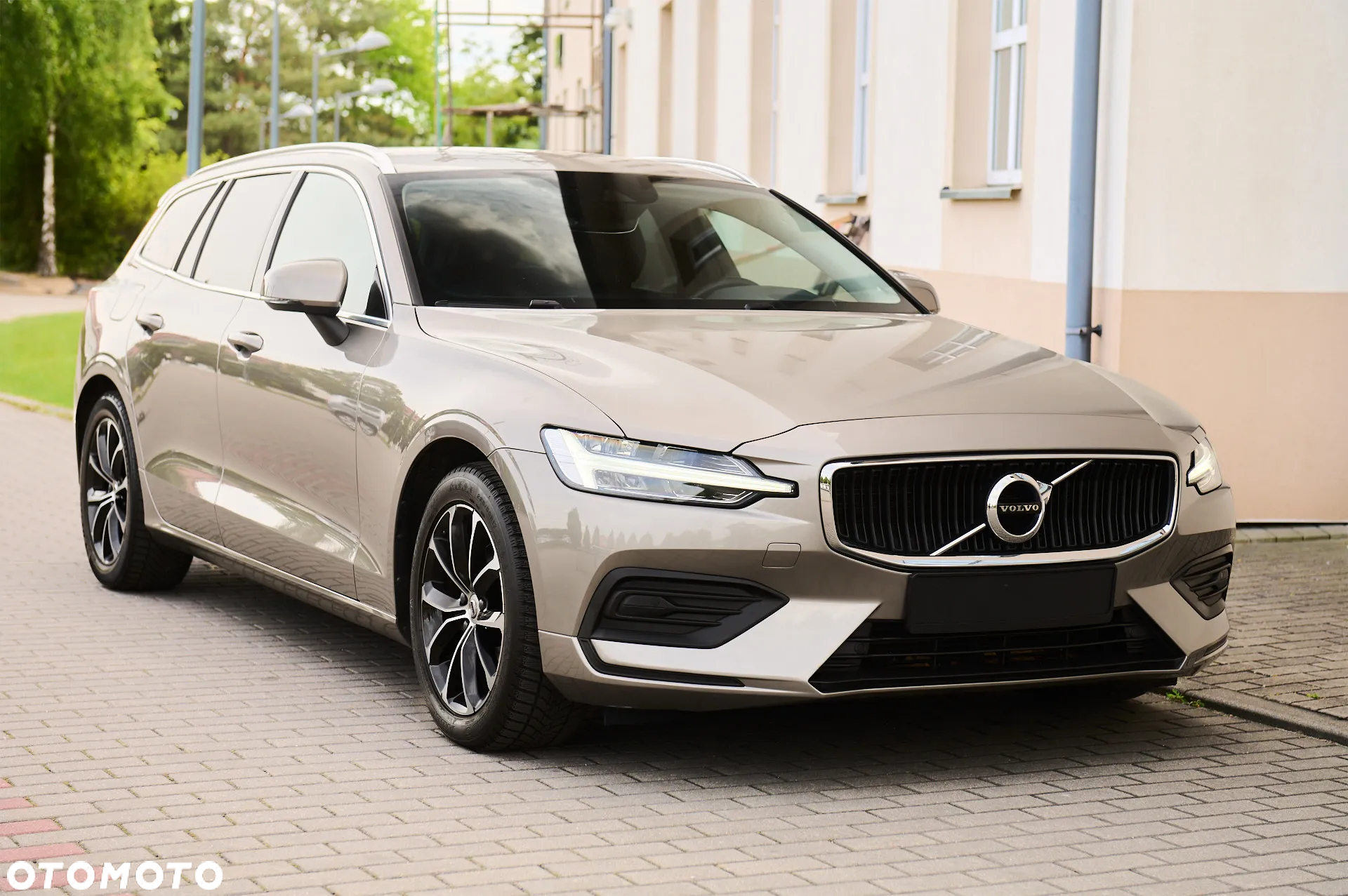 Volvo V60 D3 Momentum Pro - 13