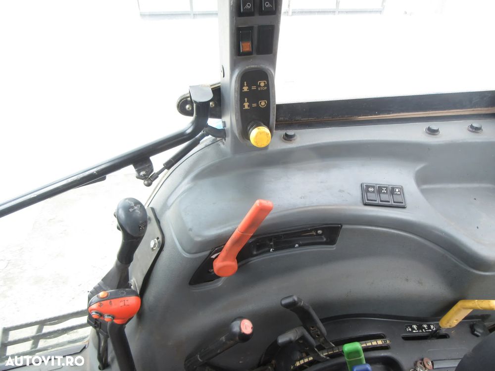 New Holland TL 100 A - 19