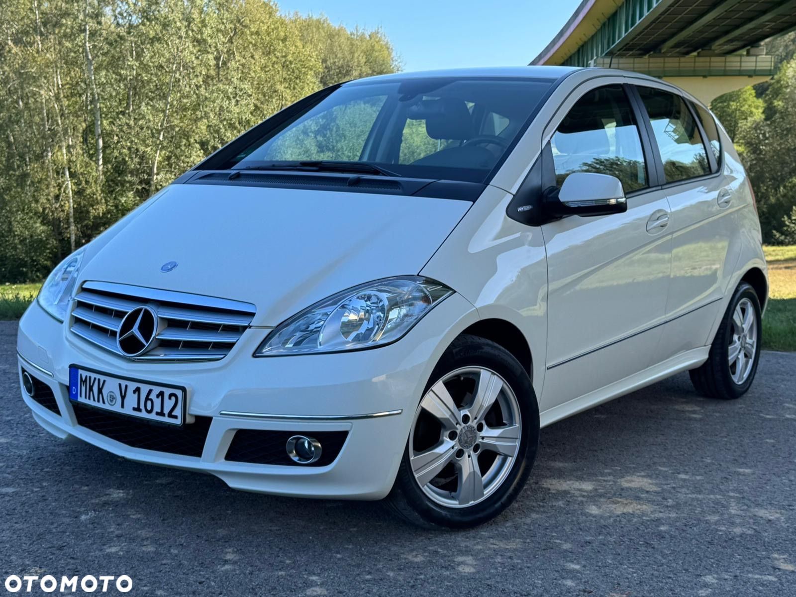 Mercedes-Benz Klasa A 160 BlueEFFICIENCY Special Edition - 1