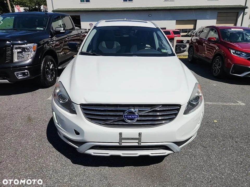 Volvo XC 60 T6 AWD Geartronic Summum - 4