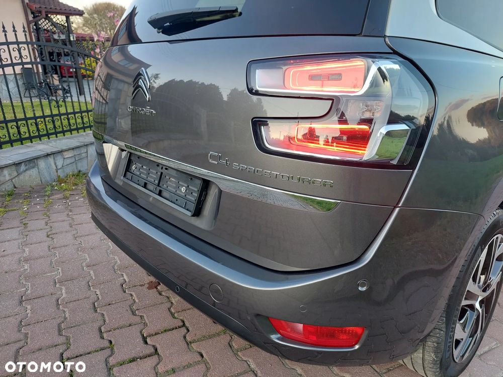 Citroën C4 SpaceTourer 1.6 PureTech Shine S&S EAT8 - 28