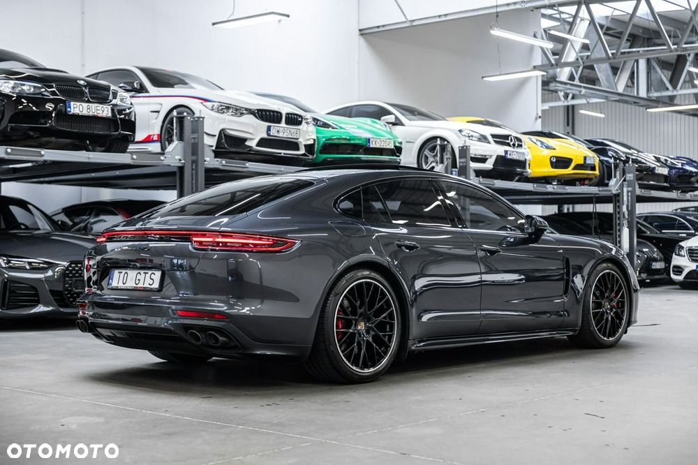 Porsche Panamera - 10