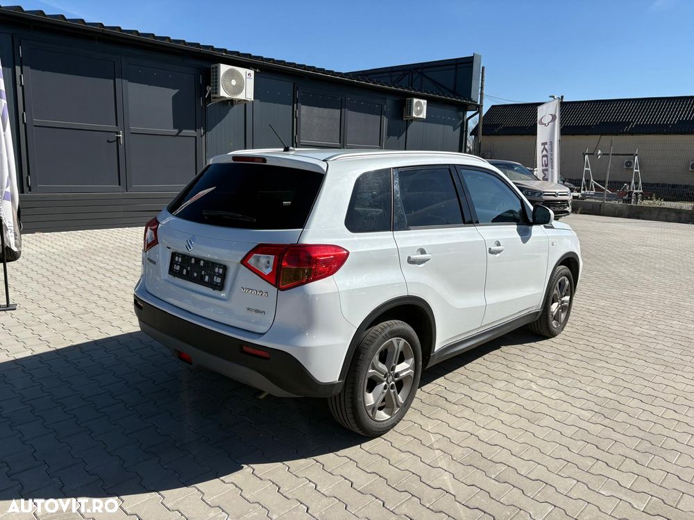 Suzuki Vitara 1.6 4X4 Passion - 3