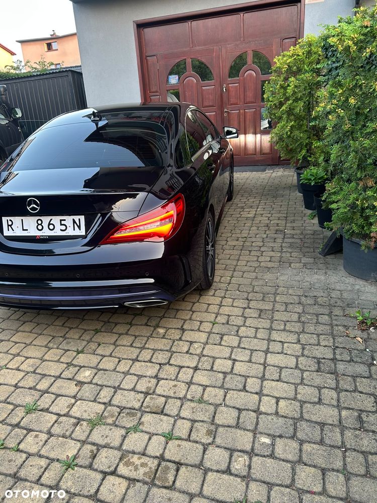 Mercedes-Benz CLA 180 7G-DCT AMG Line - 4