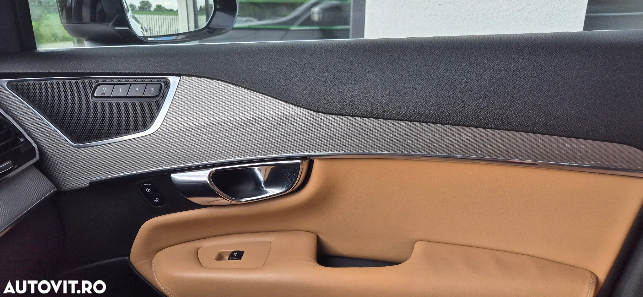 Volvo XC 90 - 22
