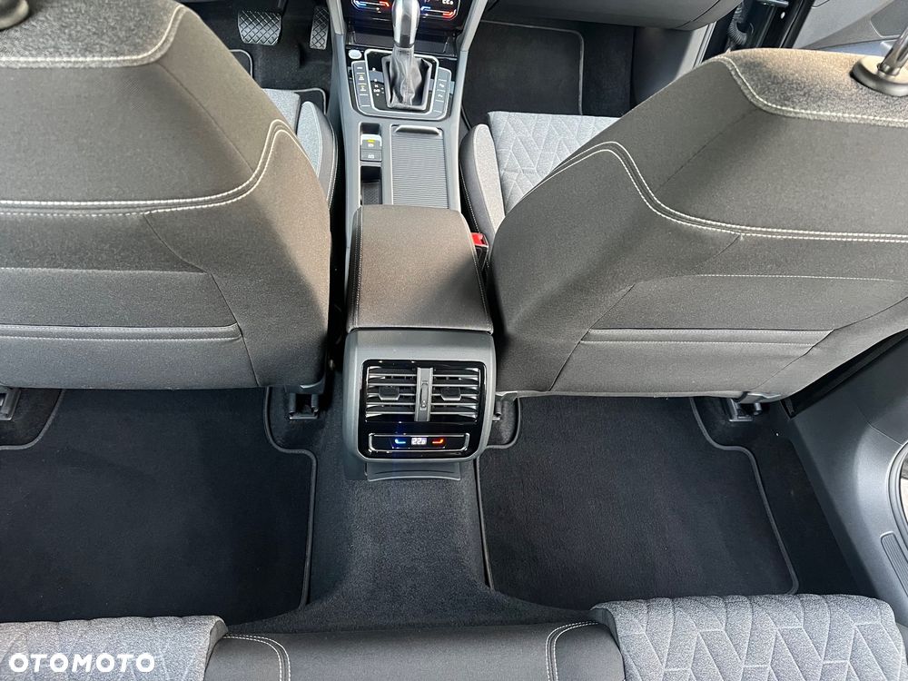 Volkswagen Passat 1.4 TSI Plug-In-Hybrid GTE - 29