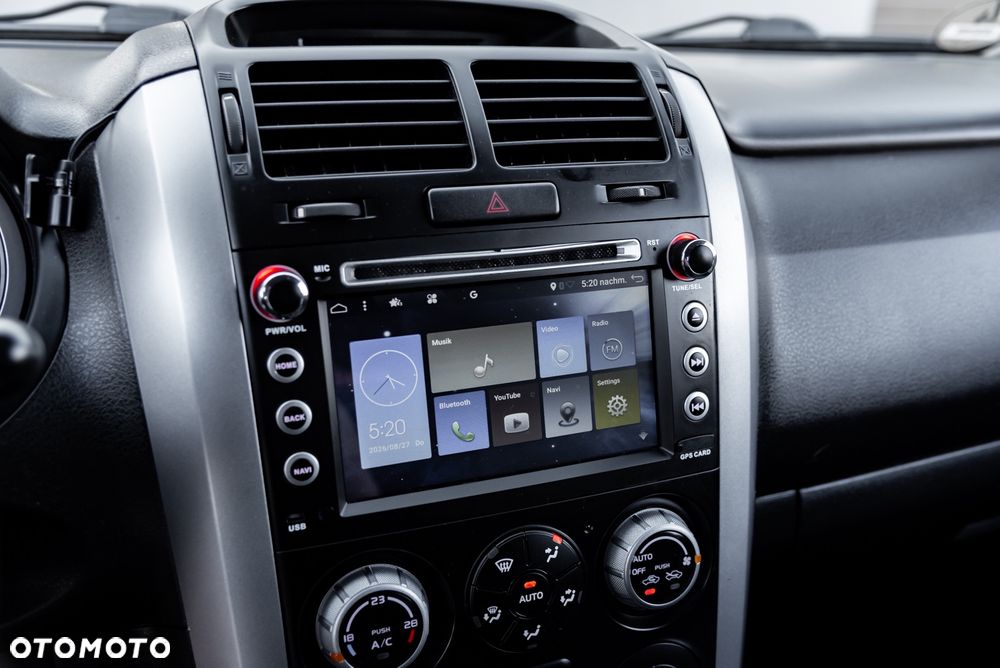 Suzuki Grand Vitara 1.6 Club - 27