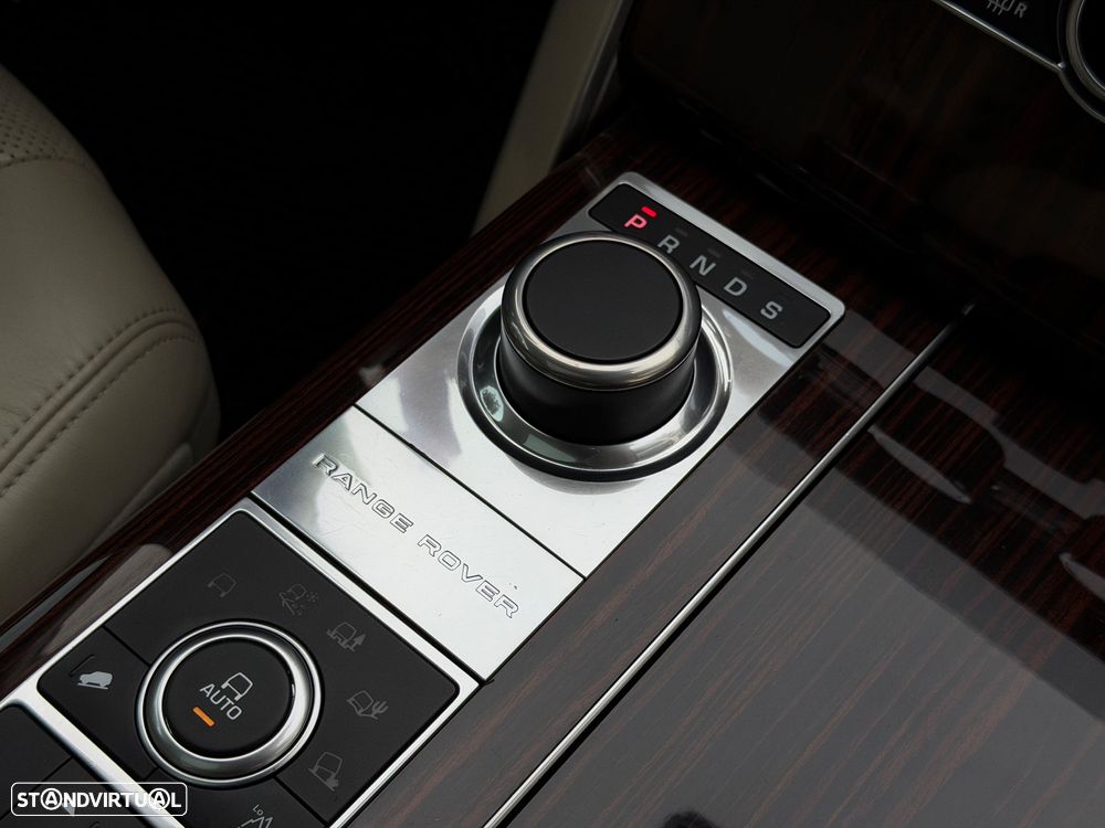 Land Rover Range Rover 3.0 TDV6 Autobiography - 37