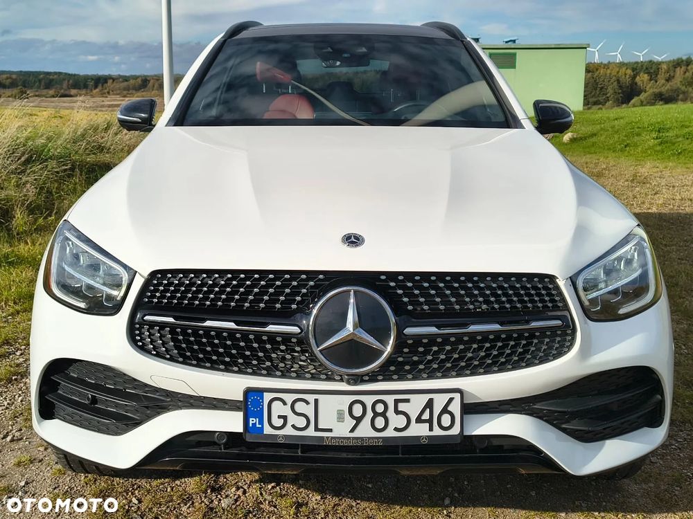Mercedes-Benz GLC - 12