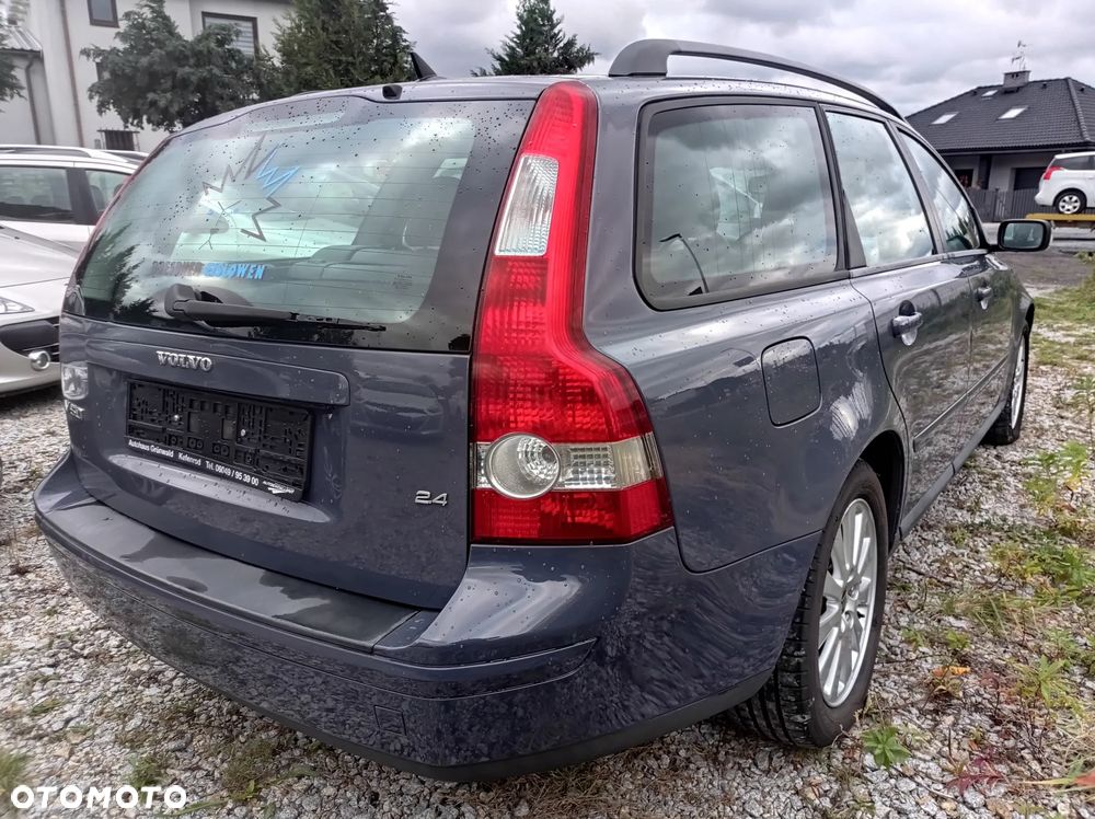 UWAGA ! VOLVO V50 2,4BENZ R5 POD LPG MANUAL KLIMATRONIC ALU17 SERW ZADBANY I WLAS PL - 3