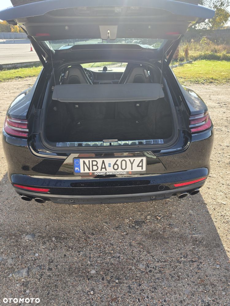 Porsche Panamera - 3