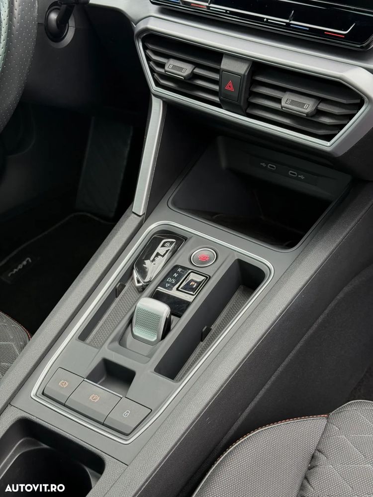 Seat Leon Sportstourer 1.0 eTSI OPF DSG FR - 15