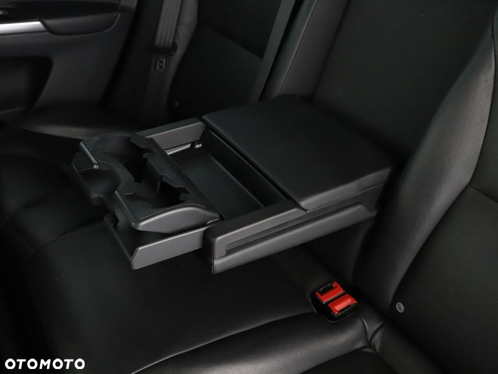Volvo XC 60 - 36