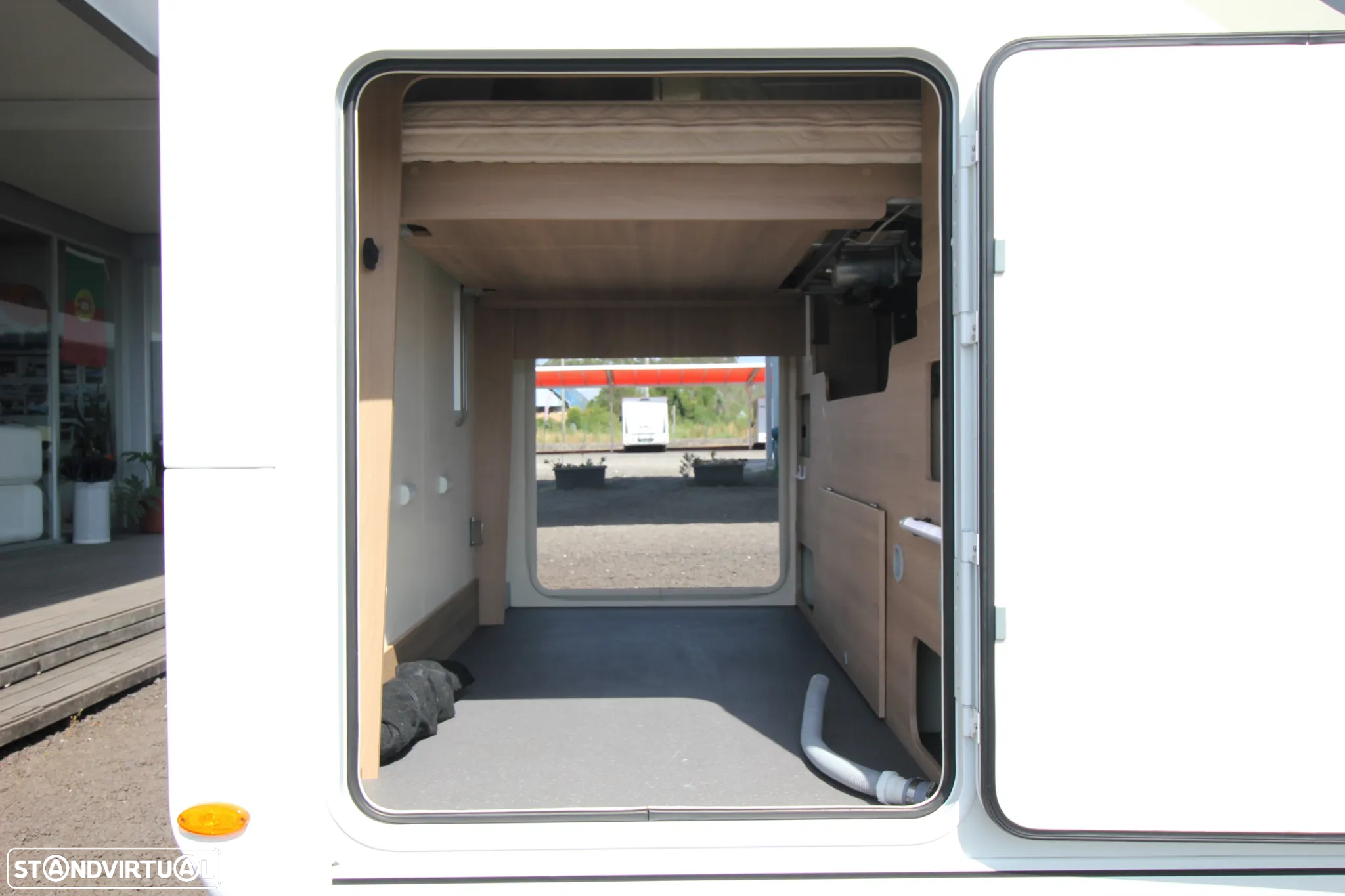 CI International Mizar 66 *CAMA CENTRAL+BASCULANTE - 30
