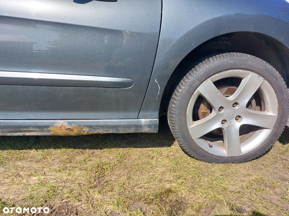 Peugeot 308 1.6 HDi Premium - 6