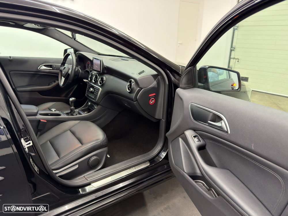 Mercedes-Benz A 180 d Urban - 18