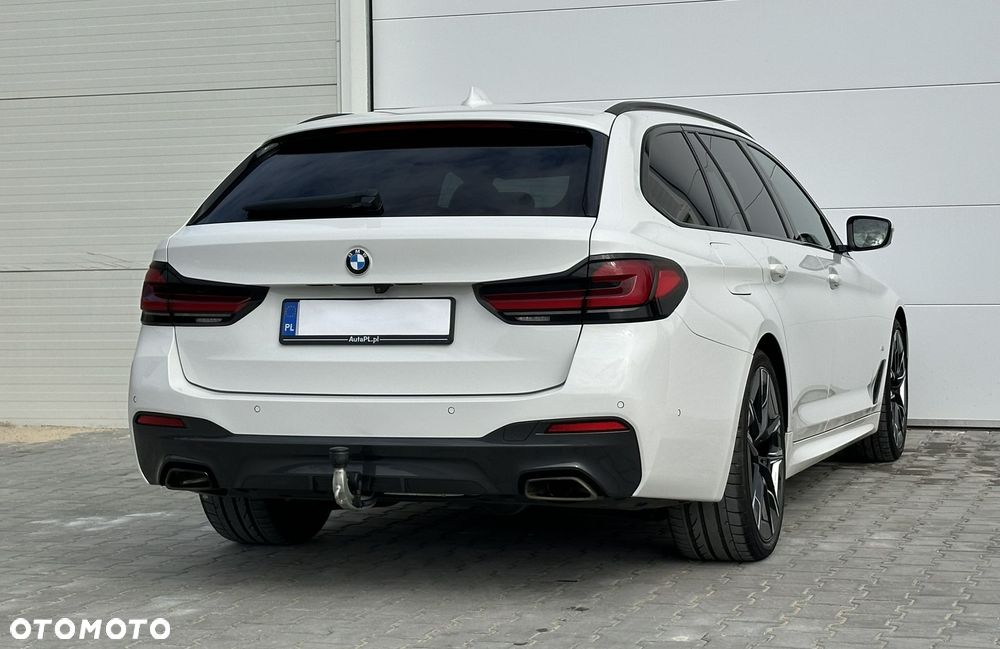 BMW Seria 5 530d xDrive M Sport Edition - 12