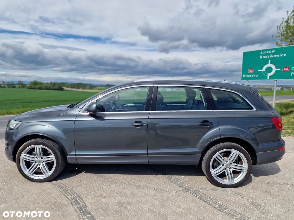 Audi Q7 - 16