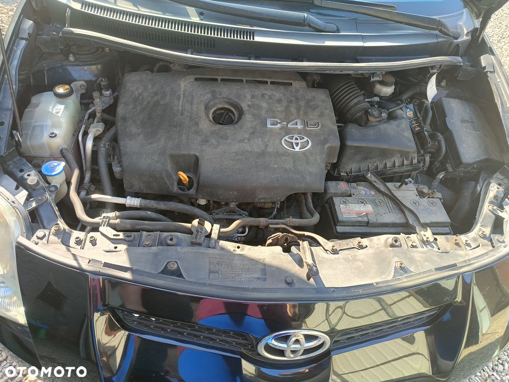Toyota Auris - 5